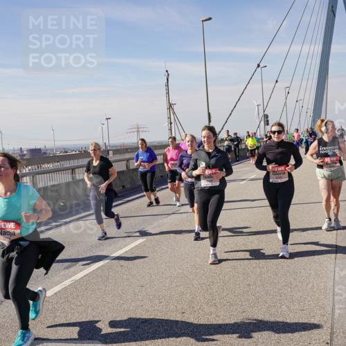 03.10.2025 - Köhlbrandbrückenlauf Michael Burmester http://msf.ph/oto/9115122 03.10.2025 12:56:36 Position 2 6778 meine-sportfotos.de