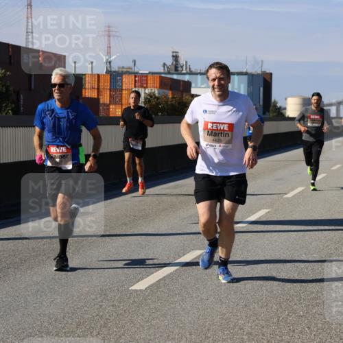 03.10.2025 - Köhlbrandbrückenlauf Strokosch-Dieckow http://msf.ph/oto/9115141 03.10.2025 12:47:38 Position 3 4425 meine-sportfotos.de