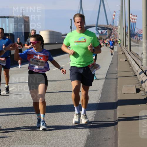 03.10.2025 - Köhlbrandbrückenlauf Strokosch-Dieckow http://msf.ph/oto/9115207 03.10.2025 12:47:55 Position 3 4258, 4206, 4820 meine-sportfotos.de