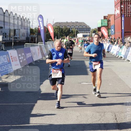 03.10.2025 - Köhlbrandbrückenlauf Jannik Wohlers http://msf.ph/oto/9115253 03.10.2025 13:02:15 Ziel 4109, 4130, 4281, 4492, 4946, 5617, 5697, 5845, 6032 meine-sportfotos.de