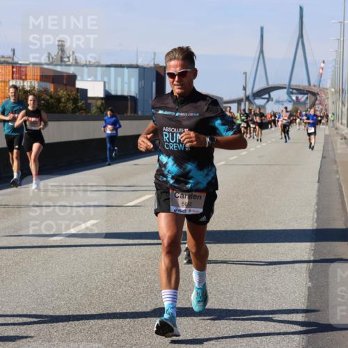 03.10.2025 - Köhlbrandbrückenlauf Strokosch-Dieckow http://msf.ph/oto/9115274 03.10.2025 12:48:01 Position 3 5692 meine-sportfotos.de