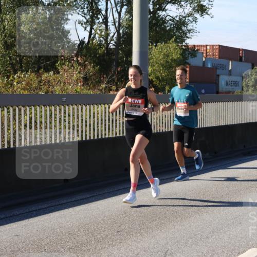 03.10.2025 - Köhlbrandbrückenlauf Strokosch-Dieckow http://msf.ph/oto/9115298 03.10.2025 12:48:06 Position 3 4492, 2025, 4137 meine-sportfotos.de