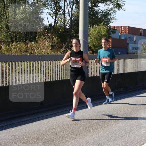 03.10.2025 - Köhlbrandbrückenlauf Strokosch-Dieckow http://msf.ph/oto/9115301 03.10.2025 12:48:06 Position 3 4492, 20250, 4137 meine-sportfotos.de