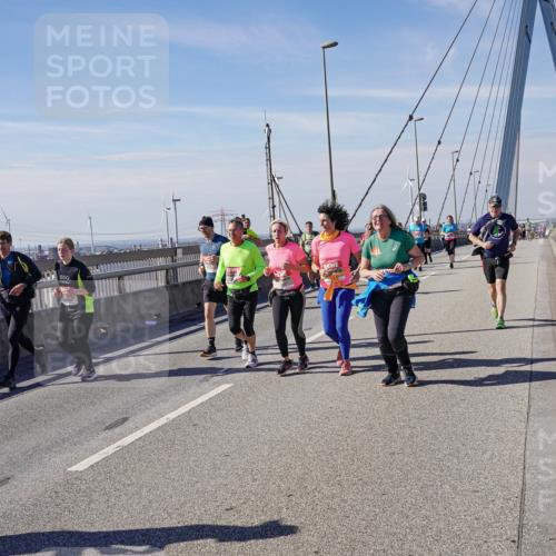 03.10.2025 - Köhlbrandbrückenlauf Michael Burmester http://msf.ph/oto/9115309 03.10.2025 12:56:49 Position 2  meine-sportfotos.de
