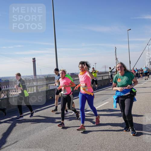 03.10.2025 - Köhlbrandbrückenlauf Michael Burmester http://msf.ph/oto/9115335 03.10.2025 12:56:51 Position 2  meine-sportfotos.de