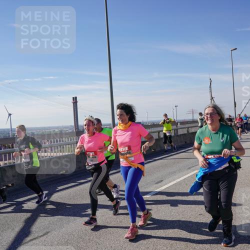 03.10.2025 - Köhlbrandbrückenlauf Michael Burmester http://msf.ph/oto/9115354 03.10.2025 12:56:51 Position 2 61 meine-sportfotos.de