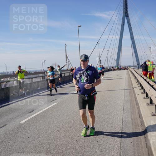 03.10.2025 - Köhlbrandbrückenlauf Michael Burmester http://msf.ph/oto/9115361 03.10.2025 12:56:52 Position 2  meine-sportfotos.de