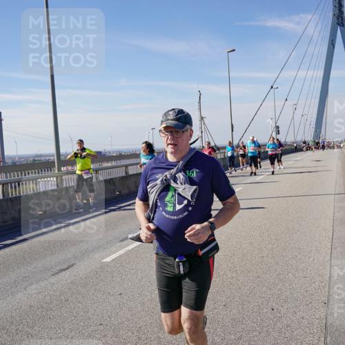 03.10.2025 - Köhlbrandbrückenlauf Michael Burmester http://msf.ph/oto/9115386 03.10.2025 12:56:53 Position 2 361 meine-sportfotos.de