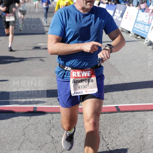 03.10.2025 - Köhlbrandbrückenlauf Jannik Wohlers http://msf.ph/oto/9115394 03.10.2025 13:02:17 Ziel 4109, 4130, 4281, 4492, 4946, 5617, 5697, 5747, 5845, 6492 meine-sportfotos.de
