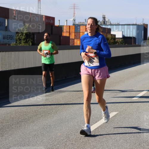 03.10.2025 - Köhlbrandbrückenlauf Strokosch-Dieckow http://msf.ph/oto/9115404 03.10.2025 12:48:24 Position 3  meine-sportfotos.de