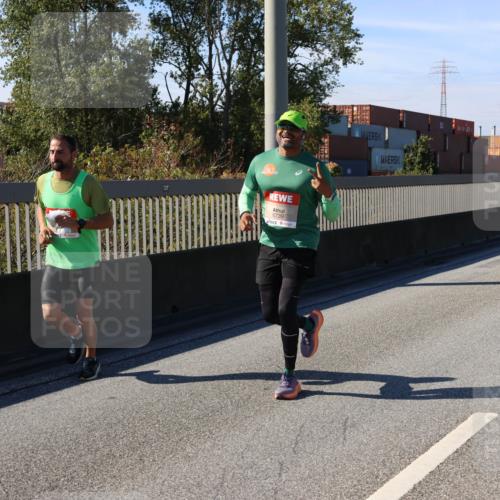 03.10.2025 - Köhlbrandbrückenlauf Strokosch-Dieckow http://msf.ph/oto/9115434 03.10.2025 12:48:28 Position 3 6739 meine-sportfotos.de