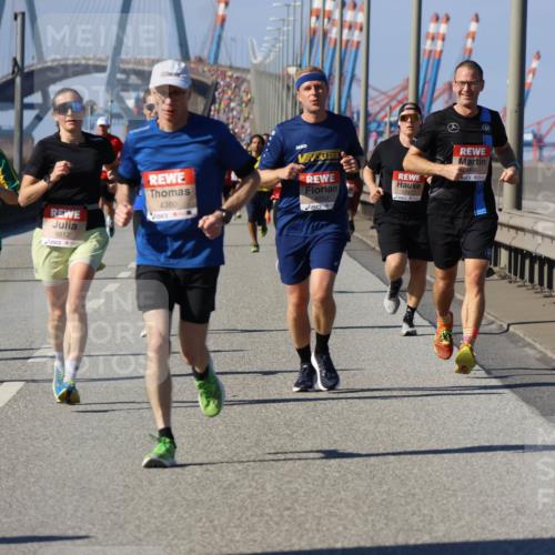 03.10.2025 - Köhlbrandbrückenlauf Strokosch-Dieckow http://msf.ph/oto/9115489 03.10.2025 12:48:37 Position 3 4747, 6612, 4380, 4252, 5747, 5465 meine-sportfotos.de