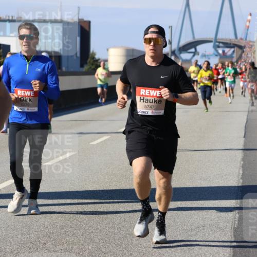 03.10.2025 - Köhlbrandbrückenlauf Strokosch-Dieckow http://msf.ph/oto/9115511 03.10.2025 12:48:44 Position 3 6279, 5747 meine-sportfotos.de