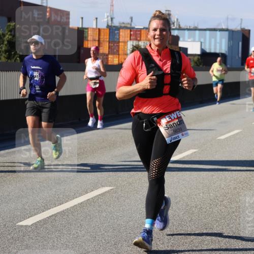 03.10.2025 - Köhlbrandbrückenlauf Strokosch-Dieckow http://msf.ph/oto/9115538 03.10.2025 12:48:49 Position 3 6320, 5639 meine-sportfotos.de