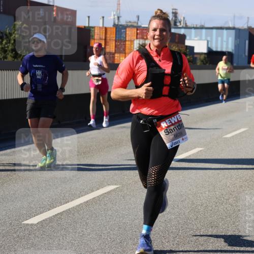 03.10.2025 - Köhlbrandbrückenlauf Strokosch-Dieckow http://msf.ph/oto/9115543 03.10.2025 12:48:49 Position 3 6320, 5639 meine-sportfotos.de