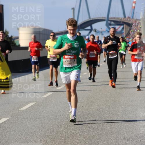 03.10.2025 - Köhlbrandbrückenlauf Strokosch-Dieckow http://msf.ph/oto/9115558 03.10.2025 12:48:55 Position 3 5691, 6492, 4274 meine-sportfotos.de