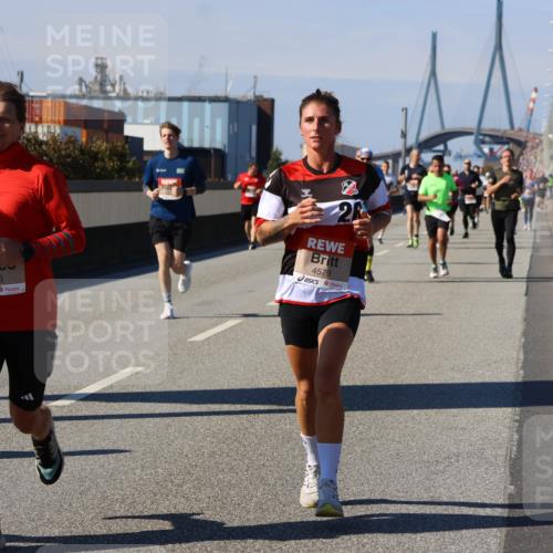 03.10.2025 - Köhlbrandbrückenlauf Strokosch-Dieckow http://msf.ph/oto/9115600 03.10.2025 12:49:06 Position 3 6706, 4579 meine-sportfotos.de