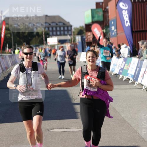 03.10.2025 - Köhlbrandbrückenlauf Jannik Wohlers http://msf.ph/oto/9115607 03.10.2025 13:32:53 Ziel 5110, 5133, 5187, 5273, 5446, 5477, 5478, 6147, 6148, 6513 meine-sportfotos.de