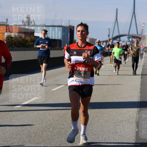03.10.2025 - Köhlbrandbrückenlauf Strokosch-Dieckow http://msf.ph/oto/9115611 03.10.2025 12:49:07 Position 3 6706, 4579 meine-sportfotos.de