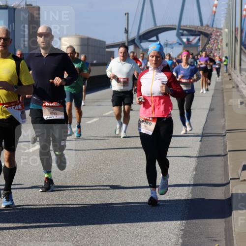 03.10.2025 - Köhlbrandbrückenlauf Strokosch-Dieckow http://msf.ph/oto/9115647 03.10.2025 12:49:17 Position 3 6783, 6207 meine-sportfotos.de