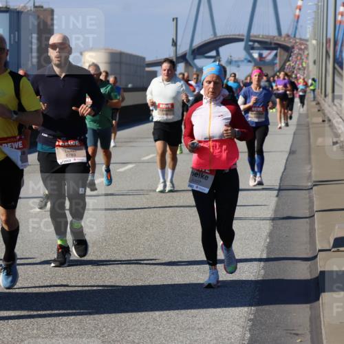03.10.2025 - Köhlbrandbrückenlauf Strokosch-Dieckow http://msf.ph/oto/9115651 03.10.2025 12:49:17 Position 3 6783, 6207 meine-sportfotos.de