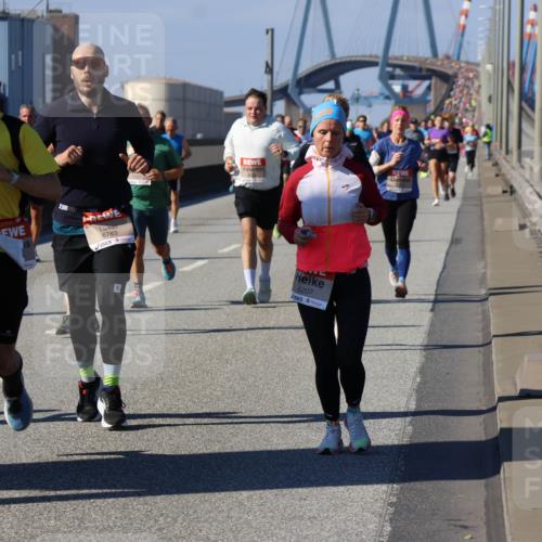 03.10.2025 - Köhlbrandbrückenlauf Strokosch-Dieckow http://msf.ph/oto/9115655 03.10.2025 12:49:17 Position 3 1240, 6783, 6207 meine-sportfotos.de
