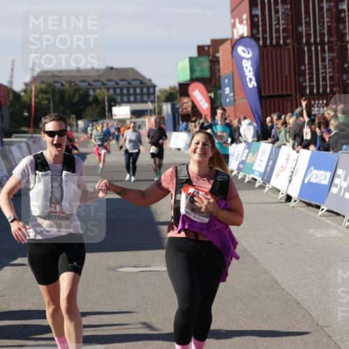 03.10.2025 - Köhlbrandbrückenlauf Jannik Wohlers http://msf.ph/oto/9115664 03.10.2025 13:32:54 Ziel 4582, 5110, 5133, 5187, 5273, 5446, 5477, 5478, 6147, 6148, 6513 meine-sportfotos.de