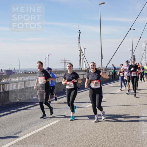 03.10.2025 - Köhlbrandbrückenlauf Michael Burmester http://msf.ph/oto/9115717 03.10.2025 12:57:25 Position 2  meine-sportfotos.de