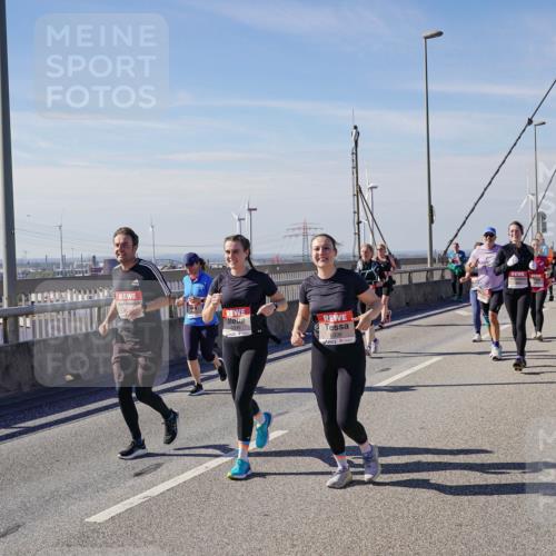 03.10.2025 - Köhlbrandbrückenlauf Michael Burmester http://msf.ph/oto/9115738 03.10.2025 12:57:26 Position 2 6336 meine-sportfotos.de