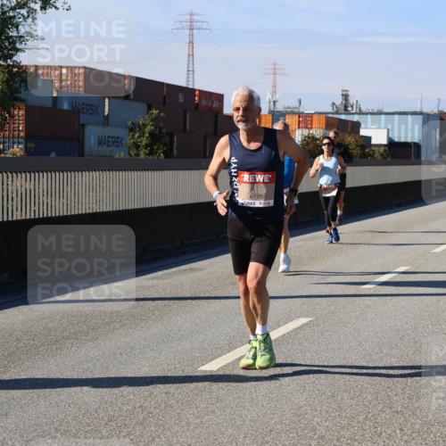 03.10.2025 - Köhlbrandbrückenlauf Strokosch-Dieckow http://msf.ph/oto/9115747 03.10.2025 12:49:28 Position 3 56200, 6770 meine-sportfotos.de