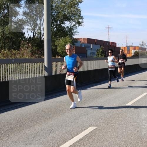 03.10.2025 - Köhlbrandbrückenlauf Strokosch-Dieckow http://msf.ph/oto/9115757 03.10.2025 12:49:31 Position 3  meine-sportfotos.de