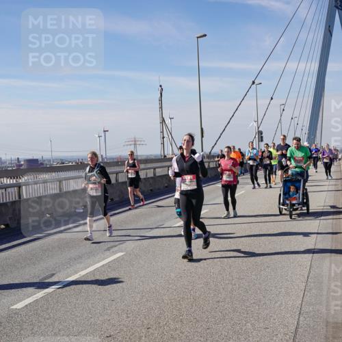 03.10.2025 - Köhlbrandbrückenlauf Michael Burmester http://msf.ph/oto/9115765 03.10.2025 12:57:27 Position 2  meine-sportfotos.de