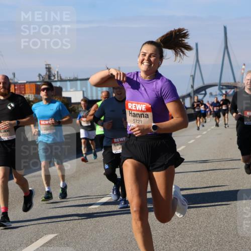 03.10.2025 - Köhlbrandbrückenlauf Strokosch-Dieckow http://msf.ph/oto/9115828 03.10.2025 12:49:35 Position 3 4117, 5721 meine-sportfotos.de