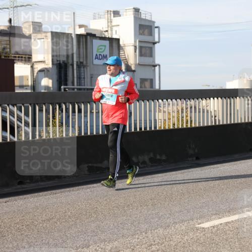 03.10.2025 - Köhlbrandbrückenlauf Lena Gebhardt http://msf.ph/oto/9115830 03.10.2025 10:18:33 Position 2 2306 meine-sportfotos.de