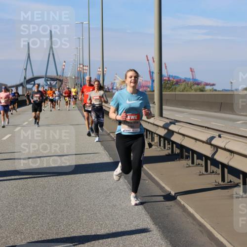 03.10.2025 - Köhlbrandbrückenlauf Strokosch-Dieckow http://msf.ph/oto/9115891 03.10.2025 12:49:51 Position 3  meine-sportfotos.de