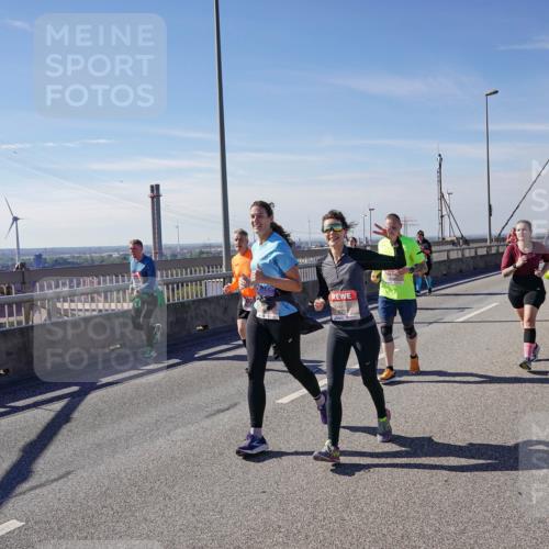 03.10.2025 - Köhlbrandbrückenlauf Michael Burmester http://msf.ph/oto/9115896 03.10.2025 12:57:34 Position 2  meine-sportfotos.de