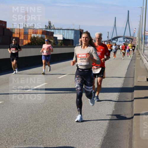 03.10.2025 - Köhlbrandbrückenlauf Strokosch-Dieckow http://msf.ph/oto/9115907 03.10.2025 12:49:56 Position 3 4619, 4480 meine-sportfotos.de