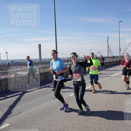 03.10.2025 - Köhlbrandbrückenlauf Michael Burmester http://msf.ph/oto/9115912 03.10.2025 12:57:35 Position 2  meine-sportfotos.de