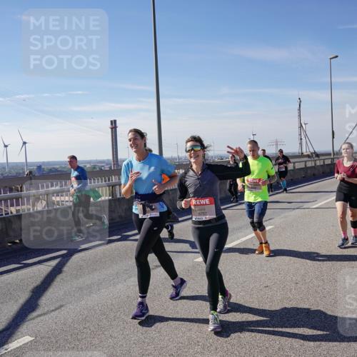 03.10.2025 - Köhlbrandbrückenlauf Michael Burmester http://msf.ph/oto/9115920 03.10.2025 12:57:35 Position 2 6757 meine-sportfotos.de