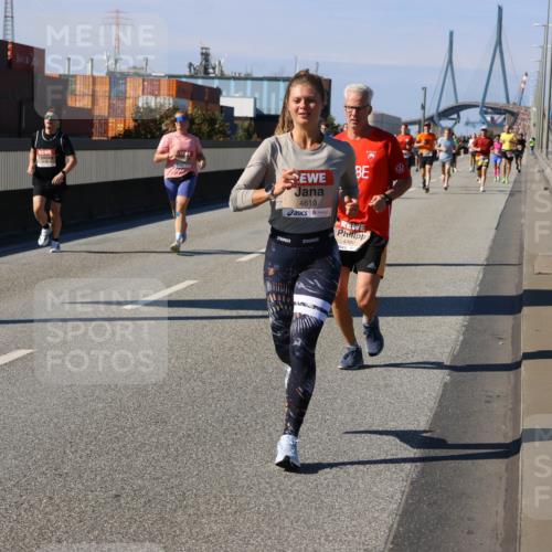 03.10.2025 - Köhlbrandbrückenlauf Strokosch-Dieckow http://msf.ph/oto/9115928 03.10.2025 12:49:56 Position 3 4619, 4480 meine-sportfotos.de