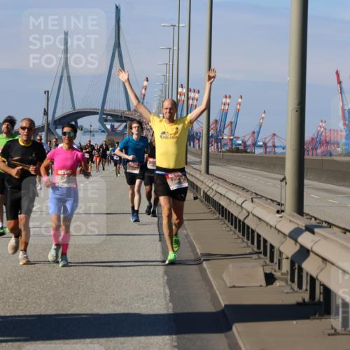 03.10.2025 - Köhlbrandbrückenlauf Strokosch-Dieckow http://msf.ph/oto/9115986 03.10.2025 12:50:08 Position 3  meine-sportfotos.de
