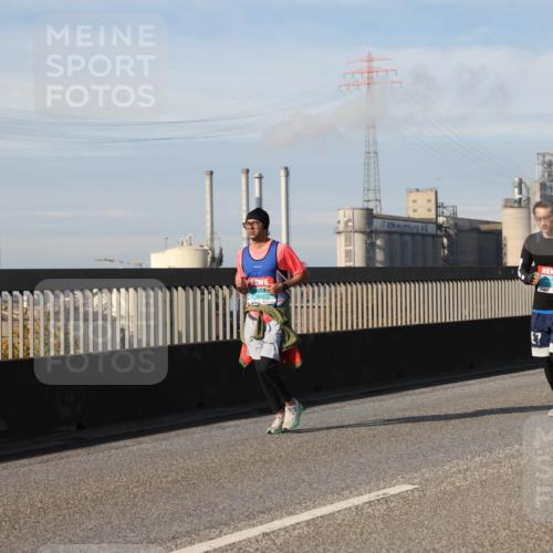 03.10.2025 - Köhlbrandbrückenlauf Lena Gebhardt http://msf.ph/oto/9116003 03.10.2025 10:18:52 Position 2  meine-sportfotos.de