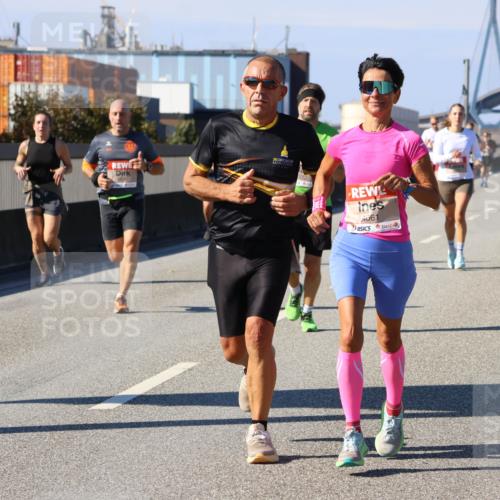 03.10.2025 - Köhlbrandbrückenlauf Strokosch-Dieckow http://msf.ph/oto/9116037 03.10.2025 12:50:11 Position 3 6670, 4061 meine-sportfotos.de