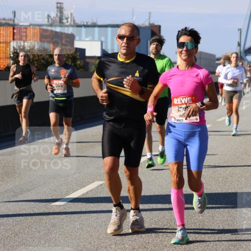 03.10.2025 - Köhlbrandbrückenlauf Strokosch-Dieckow http://msf.ph/oto/9116043 03.10.2025 12:50:11 Position 3 5670, 400 meine-sportfotos.de