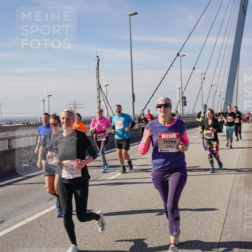 03.10.2025 - Köhlbrandbrückenlauf Michael Burmester http://msf.ph/oto/9116070 03.10.2025 12:57:44 Position 2 5285, 5308 meine-sportfotos.de