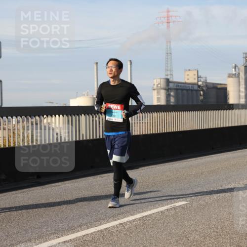 03.10.2025 - Köhlbrandbrückenlauf Lena Gebhardt http://msf.ph/oto/9116081 03.10.2025 10:18:54 Position 2 3801 meine-sportfotos.de
