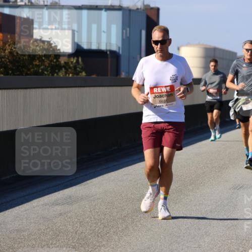 03.10.2025 - Köhlbrandbrückenlauf Strokosch-Dieckow http://msf.ph/oto/9116091 03.10.2025 12:50:24 Position 3 6631 meine-sportfotos.de