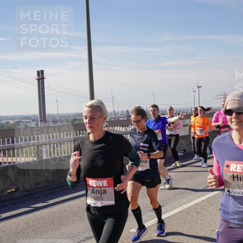 03.10.2025 - Köhlbrandbrückenlauf Michael Burmester http://msf.ph/oto/9116092 03.10.2025 12:57:45 Position 2 5285, 77, 5308 meine-sportfotos.de