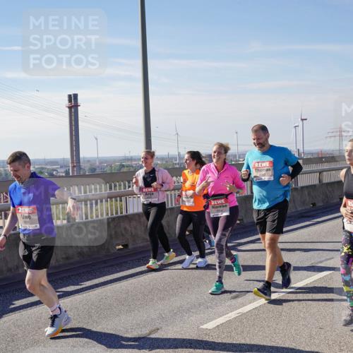 03.10.2025 - Köhlbrandbrückenlauf Michael Burmester http://msf.ph/oto/9116141 03.10.2025 12:57:46 Position 2 5954, 4960 meine-sportfotos.de