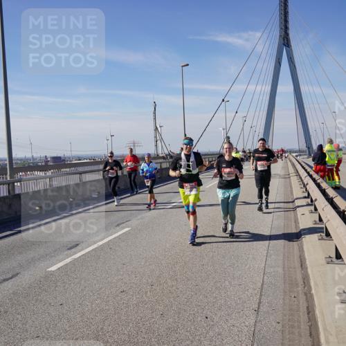 03.10.2025 - Köhlbrandbrückenlauf Michael Burmester http://msf.ph/oto/9116180 03.10.2025 12:57:49 Position 2  meine-sportfotos.de